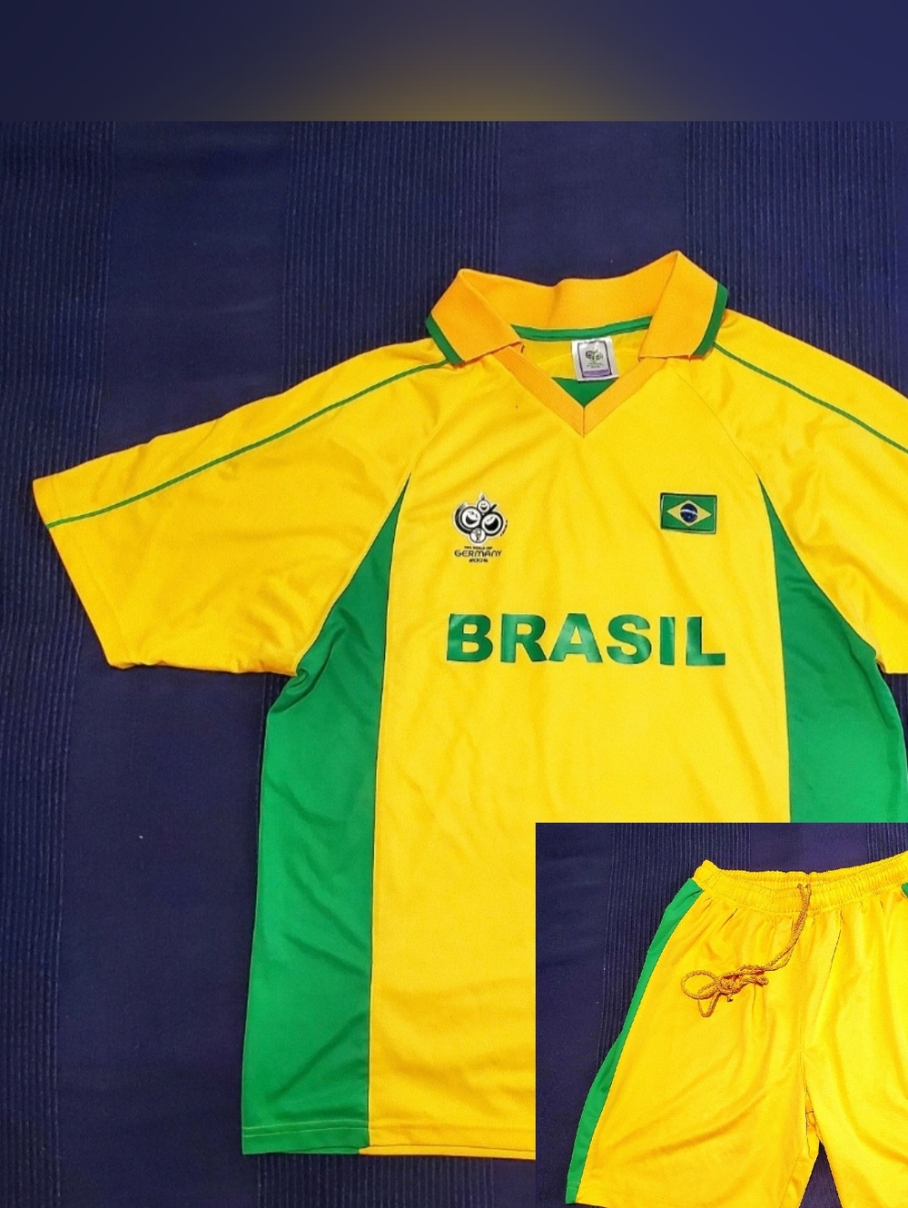 #9 Brazil 2006 World Cup Soccer Jersey Set Small